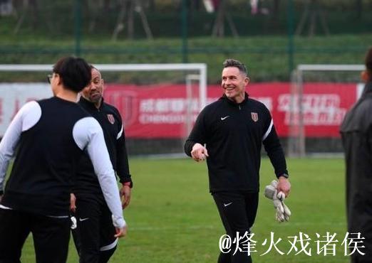 蓉城队前外教汉斯:中国足球需要耐心并注重细节 蓉城队前外教汉斯:中国足球需要耐心并注重细节